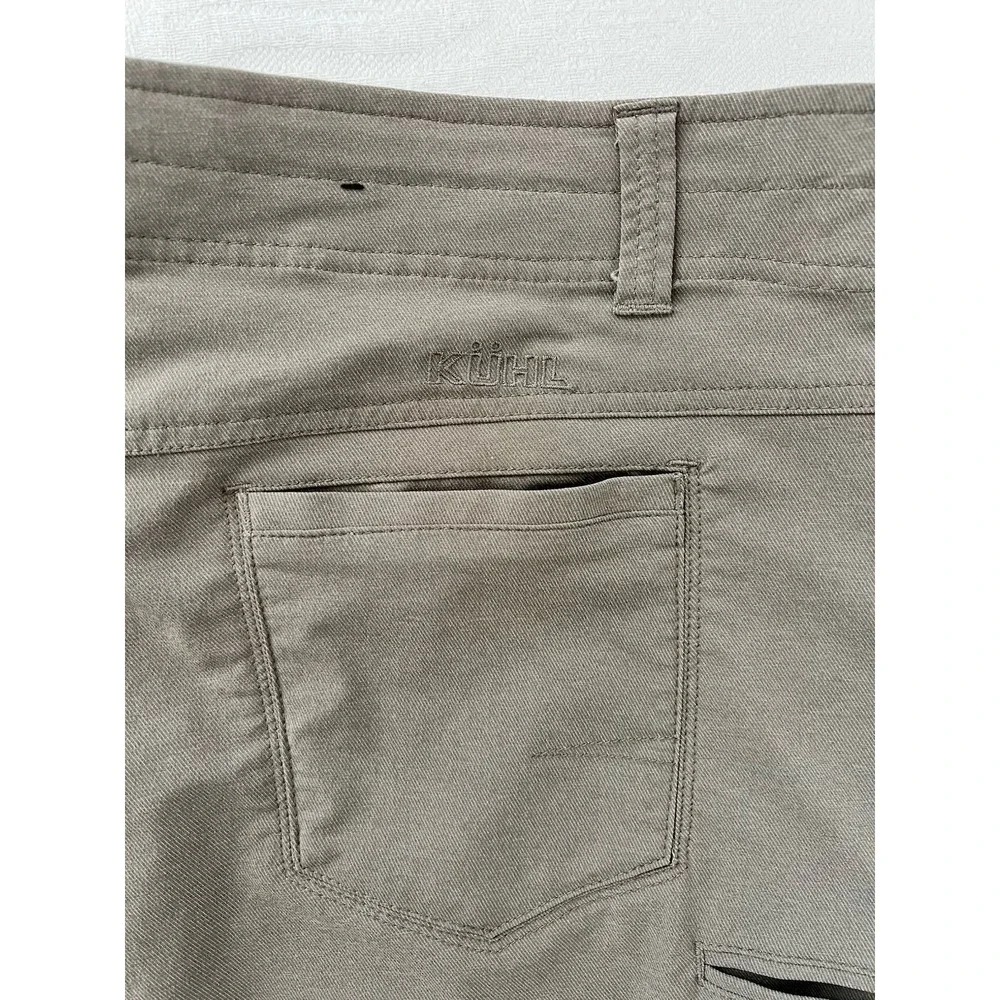 Kuhl Shorts Shift Amphibia Brown-Gray Men's 42 Performance Hybrid Short 7.5